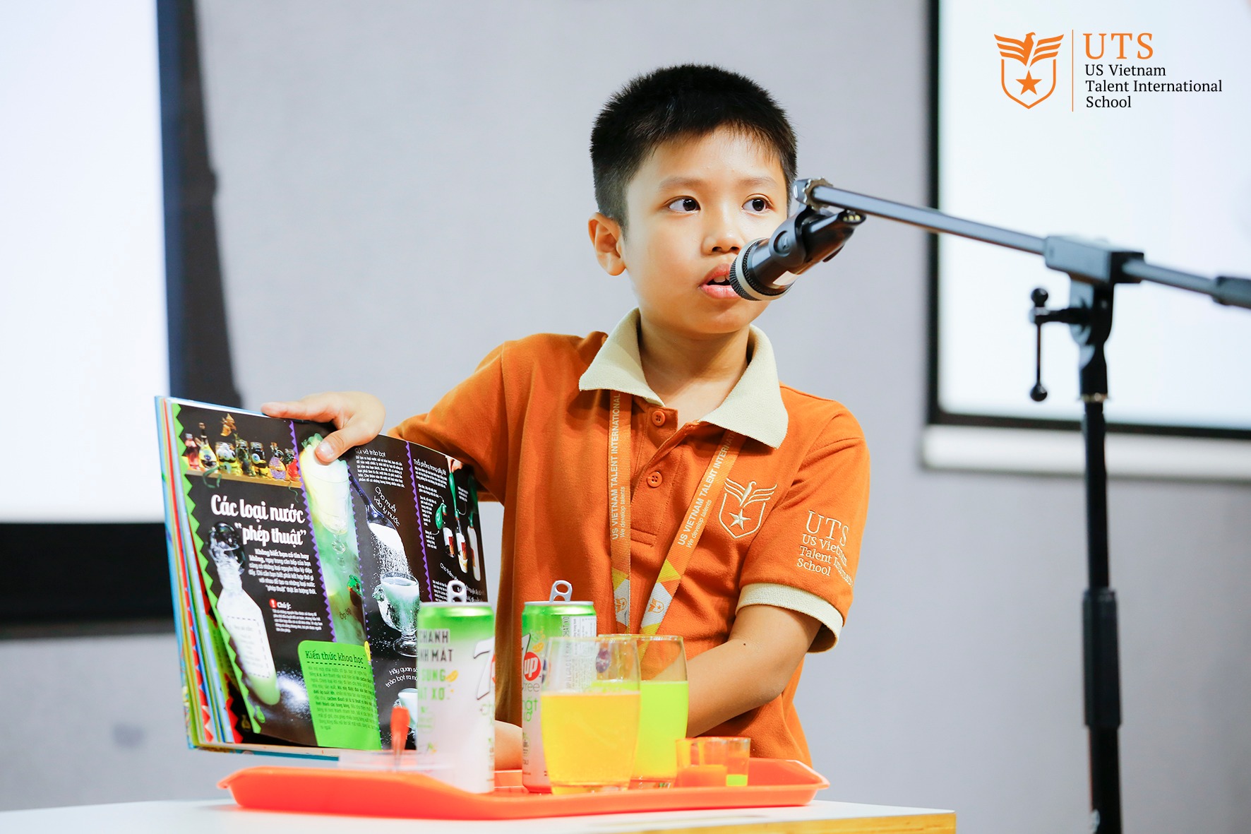 Bay Bổng Trong Thế Giới Của Những Con Chữ Trong Cuộc Thi “Lớn Lên Cùng Sách”