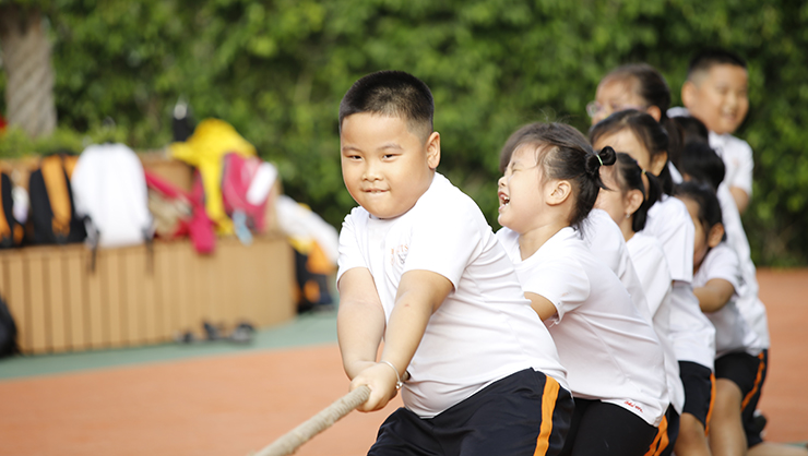 Explosion of team spirit with tug of war and basketball at “UTS Sport Games 2021”