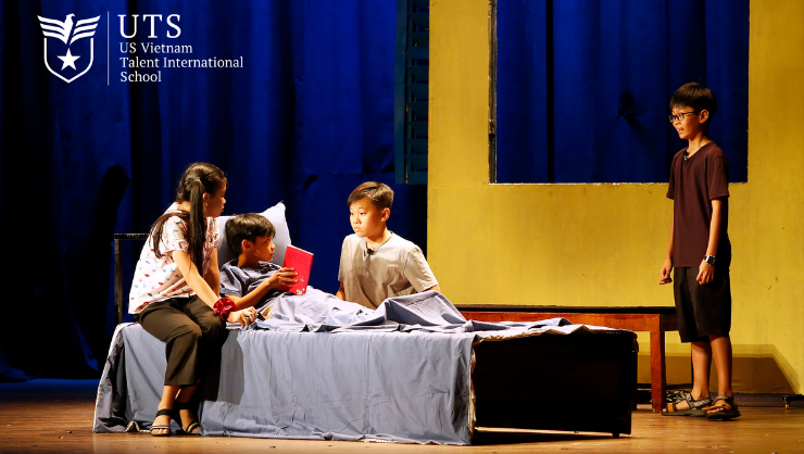Dàn diễn viên nhí của UTS đầy bản lĩnh và xuất sắc trên sân khấu kịch chuyên nghiệp
