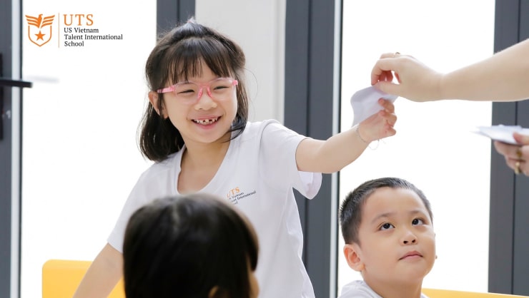 Trường tiểu học quận 4 gợi ý độ tuổi thích hợp cho trẻ luyện viết